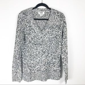 Pink Victoria Secrets Black White V-Neck Sweater S